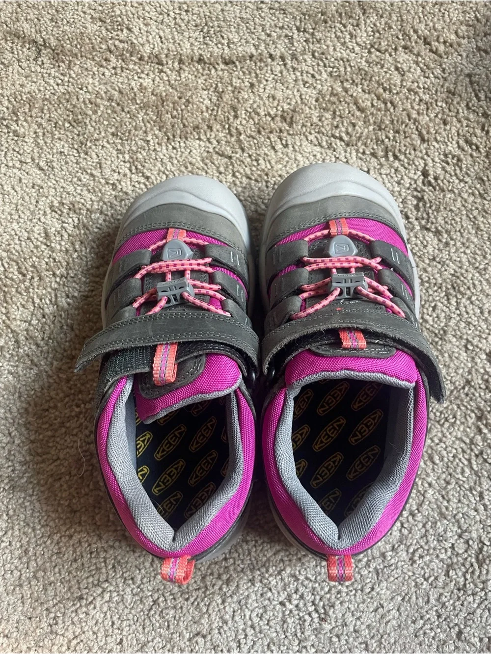 KEEN Kids Hiking/Outdoor Shoes – Gray & Pink